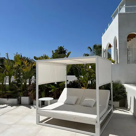 Moderne Mit Pool